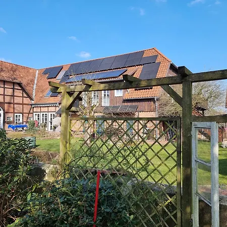 Oertzheide 아파트 *